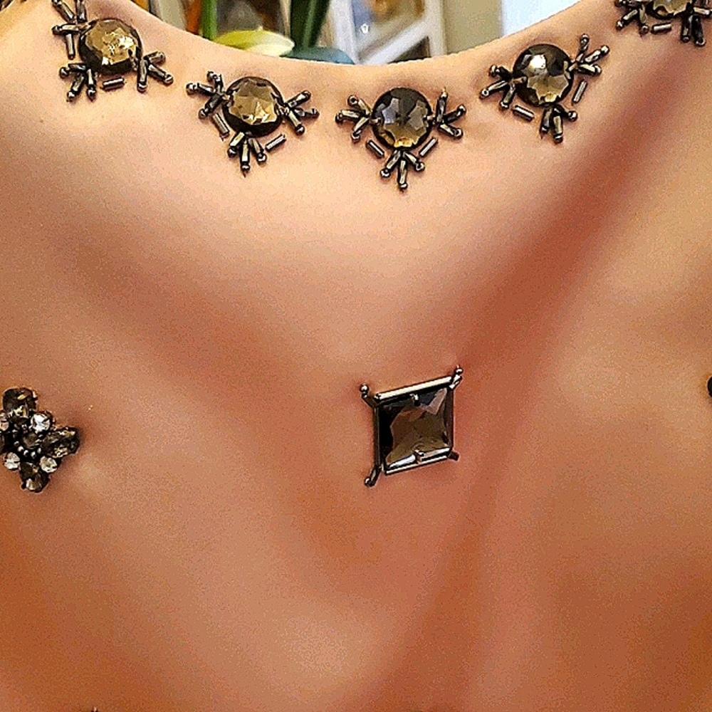 Dress - Picture 3 of 5
